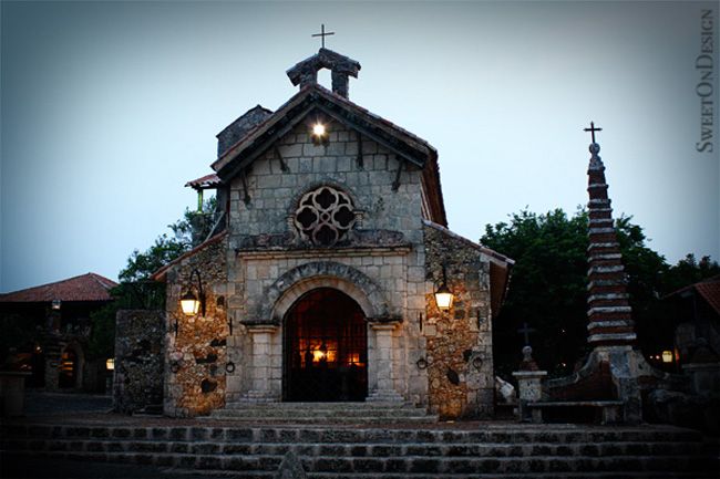 altos_de_chavon_church altos de chavon church