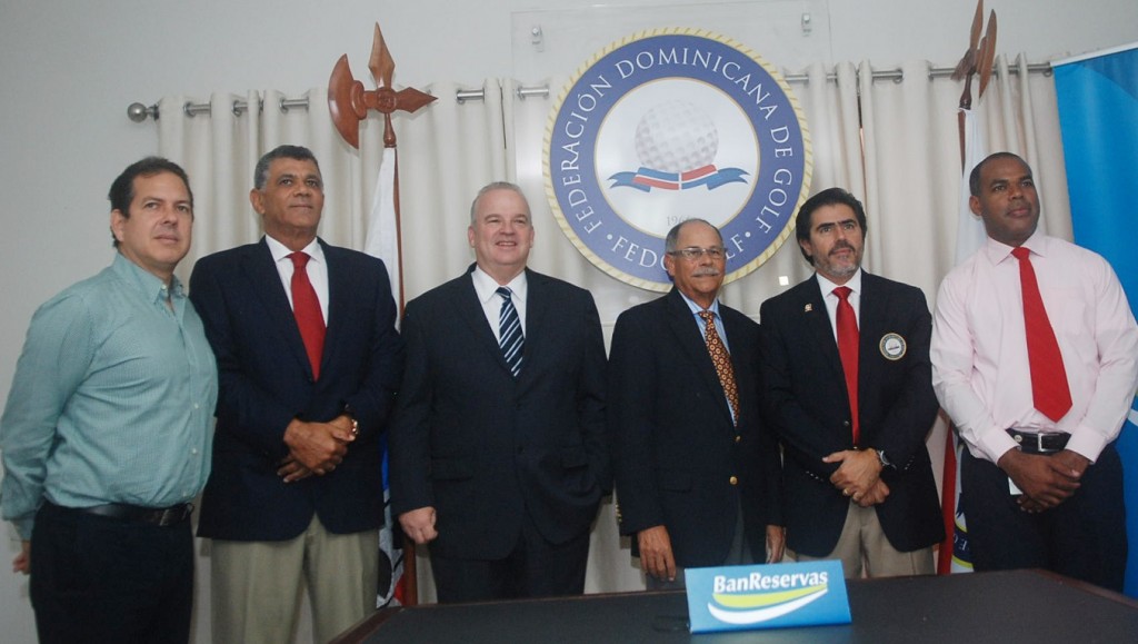 Francisco Bordas, Rafael Villalona, Juan Cohen, presidente_ Rafael Canario, Rober Guerra y Anyelo Estévez (BanReservas)