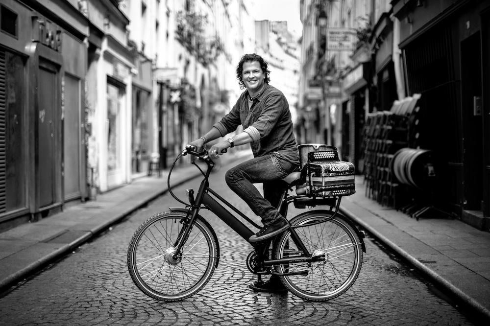 carlos vives 3